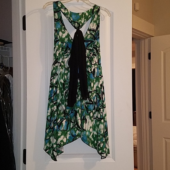 Super Fun Summer Top - Picture 4 of 7